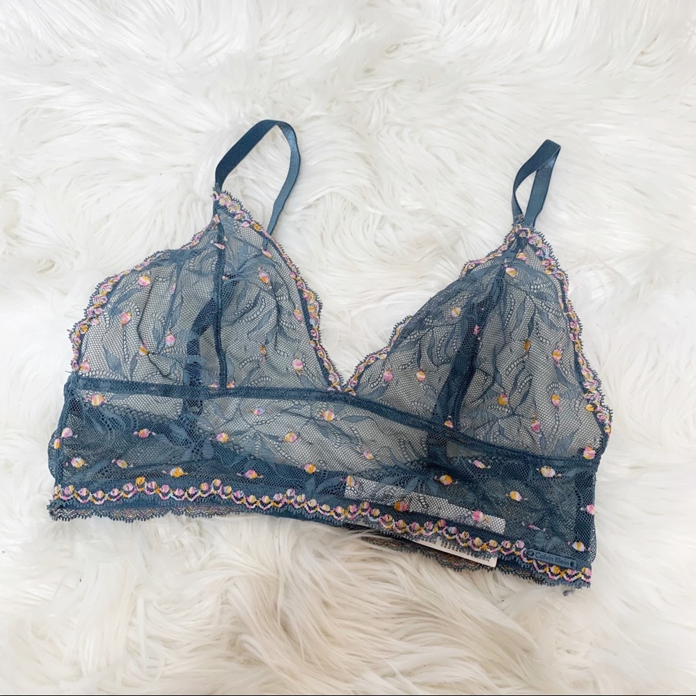 Calvin Klein Embroidered Lace Bralette Size M